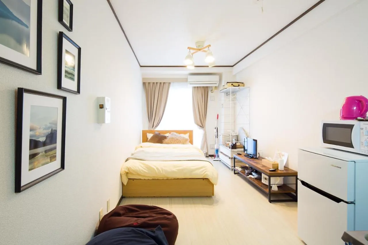 Apartamento Chez Moi Royale シェモワロワイヤル Tokio 0*,